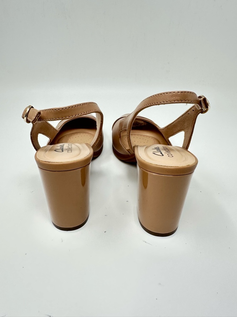 New Clarks Women's Bayla Joy Slingback Pumps Beige Leather Size 8M - Picture 8 of 15